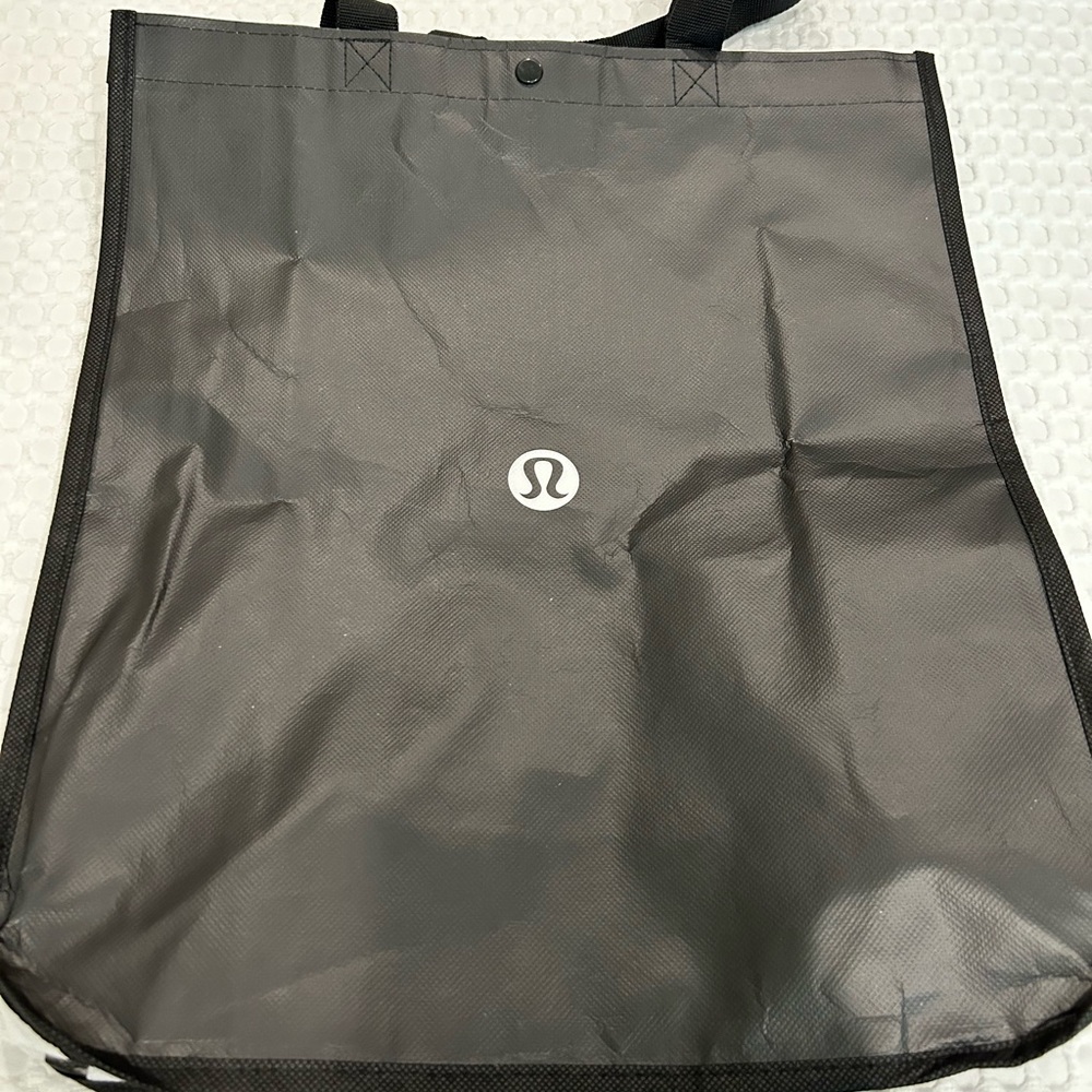 Brand new Lululemon shopping tote bags